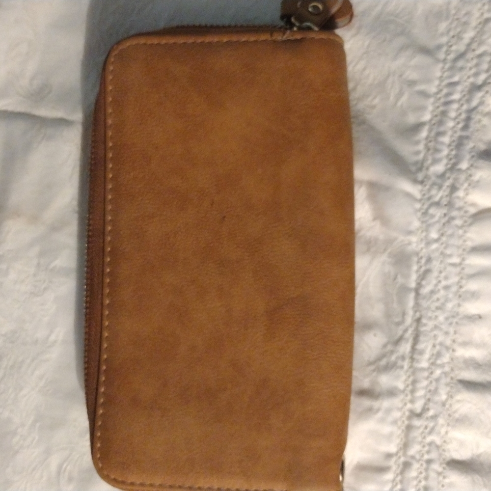 Wallet - Picture 2 of 3
